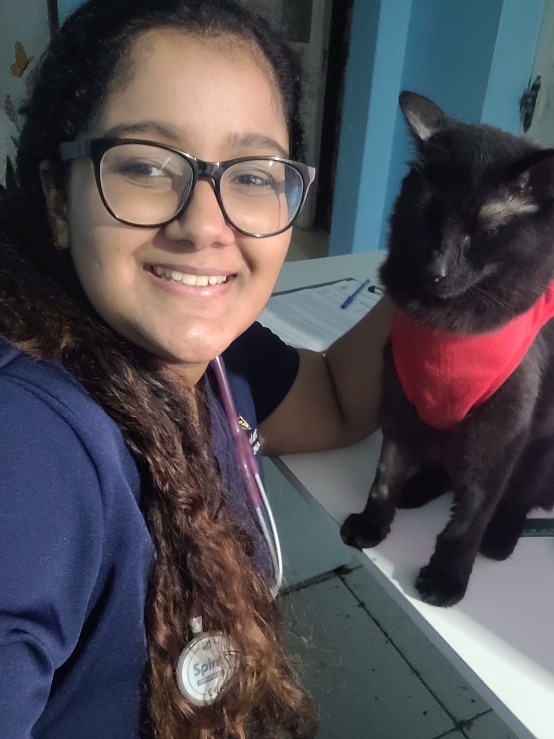 Dra. Raquel Aguiar com pet